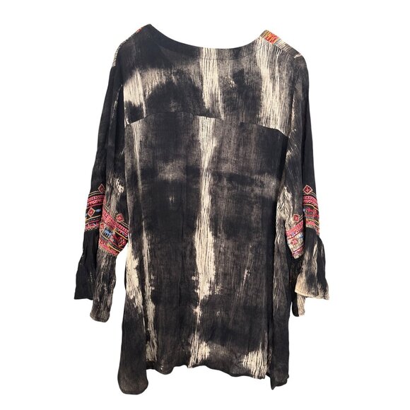 Calessa Womens XL Tunic 3/4 Sleeve Artsy Colorful Boho Tunic Wearable Art - Picture 7 of 10